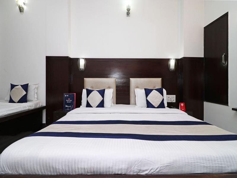 Oyo 9974 Hotel Taj Prince Agra  Buitenkant foto